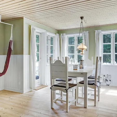 Stunning In Blavand With Wifi Semesterbostad *