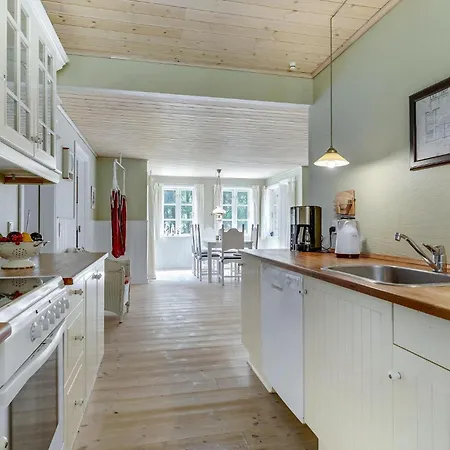 Semesterbostad Stunning In Blavand With Wifi *