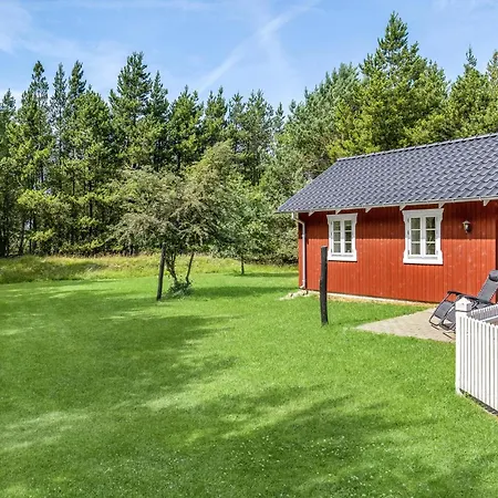 Stunning In Blavand With Wifi Semesterbostad